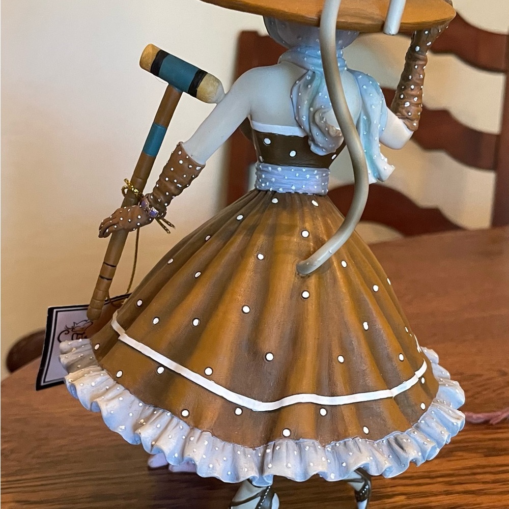 Vintage Style Polka Dot Figurine - Picture 7 of 8